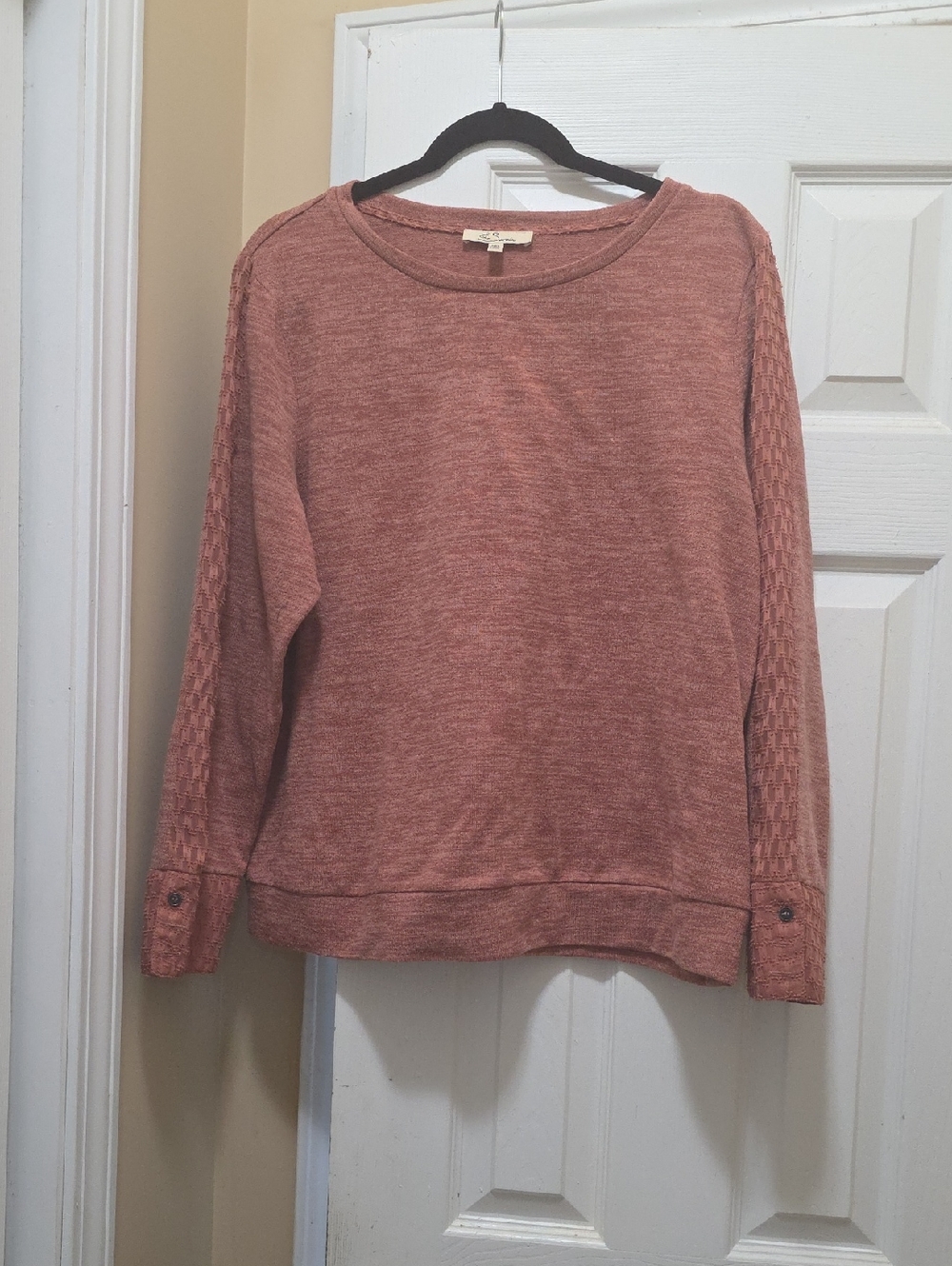 Crew Neck Women's Sweater in Dusty Rose
